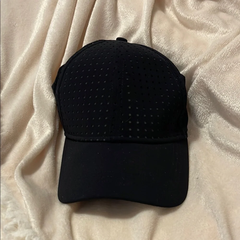 NEW Lululemon Mesh Baller Black Baseball Hat W9150S - Picture 2 of 6